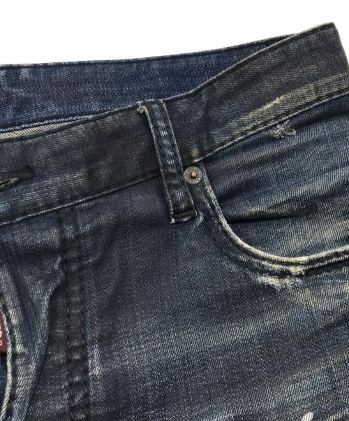 DSQUARED2（ディースクエアード）DSQUARED2 (ディースクエアード) ステッチ加工デニムパンツ インディゴ サイズ:48の古着・服飾アイテム