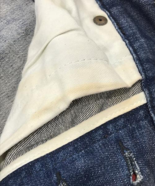 DSQUARED2（ディースクエアード）DSQUARED2 (ディースクエアード) ステッチ加工デニムパンツ インディゴ サイズ:48の古着・服飾アイテム