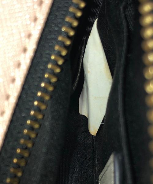 MARC JACOBS（マークジェイコブズ）MARC JACOBS (マークジェイコブズ) スナップショットショルダーバッグ ベージュ×ピンクの古着・服飾アイテム