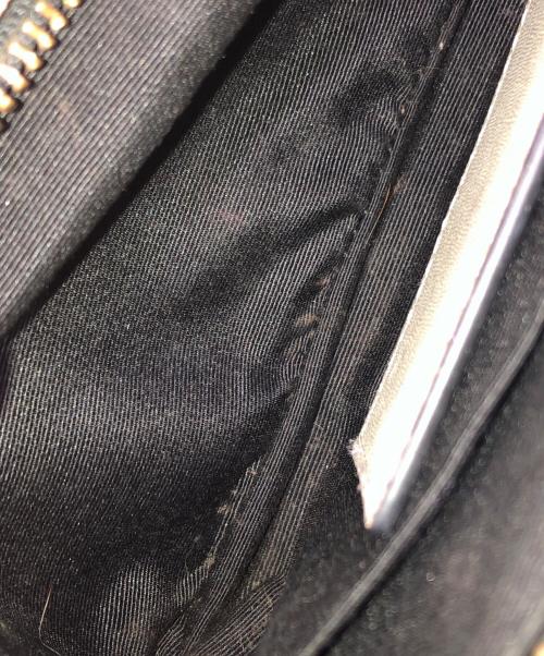 MARC JACOBS（マークジェイコブズ）MARC JACOBS (マークジェイコブズ) スナップショットショルダーバッグ ベージュ×ピンクの古着・服飾アイテム