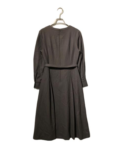23区（ニジュウサンク）23区 (ニジュウサンク) ウールジョーゼット フィットアンドフレア ワンピース グレー サイズ:36の古着・服飾アイテム