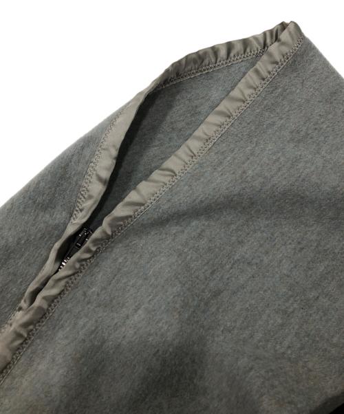 Maison Margiela（メゾンマルジェラ）Maison Margiela (メゾンマルジェラ) 2way ウール カシミヤ混 ケープコート グレー サイズ:40の古着・服飾アイテム