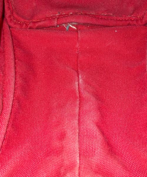 PRADA（プラダ）PRADA (プラダ) キャンバスハンドバッグ レッドの古着・服飾アイテム