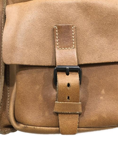 MIU MIU（ミュウミュウ）MIU MIU (ミュウミュウ) オールドレザーショルダーバッグ ブラウンの古着・服飾アイテム