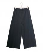 me ISSEY MIYAKEミーイッセイ ミヤケ）の古着「プリーツパンツ/A-POC INSIDE」｜ブラック