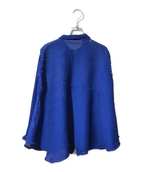 me ISSEY MIYAKE（ミーイッセイ ミヤケ）me ISSEY MIYAKE (ミーイッセイ ミヤケ) シャーリング シアー シャツ／シャーリングカラーシャツ ブルー サイズ:表記なしの古着・服飾アイテム