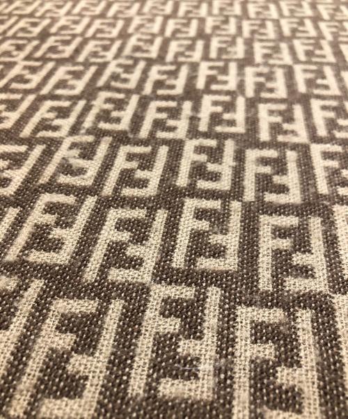 FENDI（フェンディ）FENDI (フェンディ) ズッカ柄マフラー/ウールマフラー ブラウンの古着・服飾アイテム