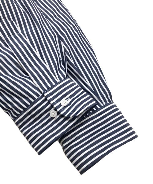 miffew（ミフュー）miffew (ミフュー) ロングダウンシャツ ホワイト×ネイビー サイズ:3の古着・服飾アイテム