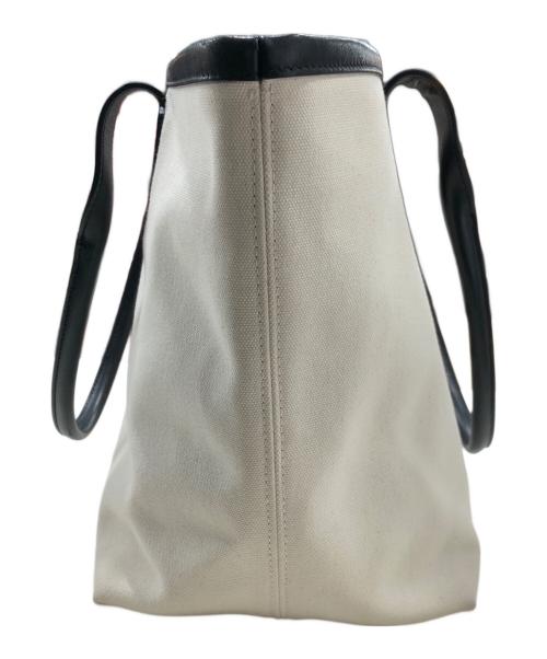 BALENCIAGA（バレンシアガ）BALENCIAGA (バレンシアガ) ジャンボ スモール トートバッグ ホワイトの古着・服飾アイテム