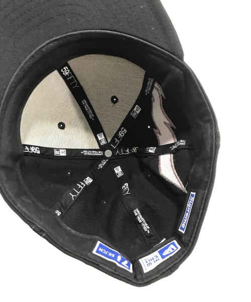 SUPREME（シュプリーム）SUPREME (シュプリーム) New Era (ニューエラ) SEARCH AND DESTROYキャップ/コラボキャップ ブラックの古着・服飾アイテム