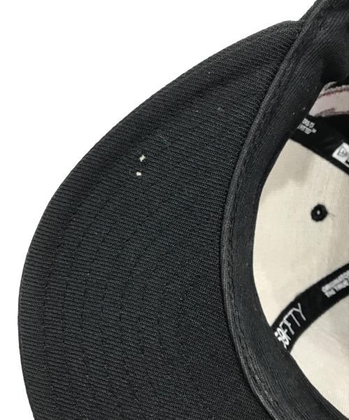 SUPREME（シュプリーム）SUPREME (シュプリーム) New Era (ニューエラ) SEARCH AND DESTROYキャップ/コラボキャップ ブラックの古着・服飾アイテム