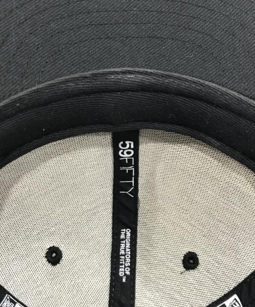 SUPREME（シュプリーム）SUPREME (シュプリーム) New Era (ニューエラ) SEARCH AND DESTROYキャップ/コラボキャップ ブラックの古着・服飾アイテム