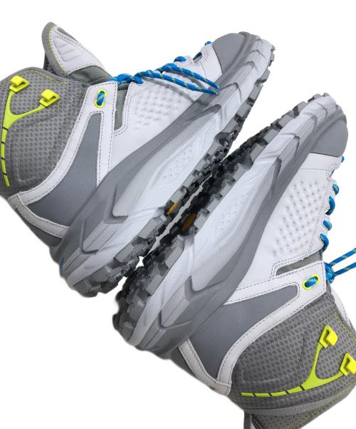 HOKAONEONE（ホカオネオネ）HOKAONEONE (ホカオネオネ) TOR ULTRA HI グレー サイズ:US6/UK5.5/EU38　2/3の古着・服飾アイテム