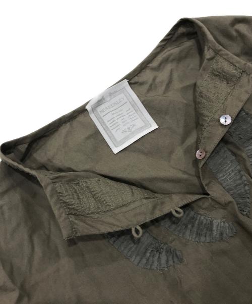 BEARDSLEY（ビアズリー）BEARDSLEY (ビアズリー) ワイドビジューブラウス/ショート丈ワンピース カーキ サイズ:FREEの古着・服飾アイテム