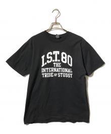 stussy（ステューシー）の古着「プリントTシャツ/ロゴTシャツ」｜ブラック