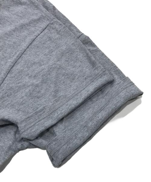 stussy（ステューシー）stussy (ステューシー) プリントTシャツ/ロゴTシャツ グレー サイズ:MEDIUMの古着・服飾アイテム