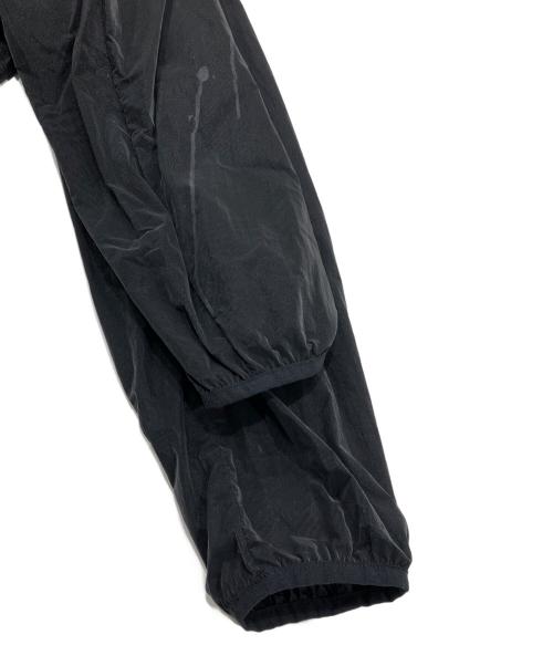 ARMANI EXCHANGE（アルマーニ エクスチェンジ）ARMANI EXCHANGE (アルマーニ エクスチェンジ) AX BEATS ナイロンジャケット ブラック サイズ:Sの古着・服飾アイテム