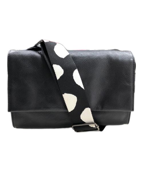 ear PAPILLONNER（イアパピヨネ）ear PAPILLONNER (イアパピヨネ) ワイドテープショルダーバッグ ブラックの古着・服飾アイテム