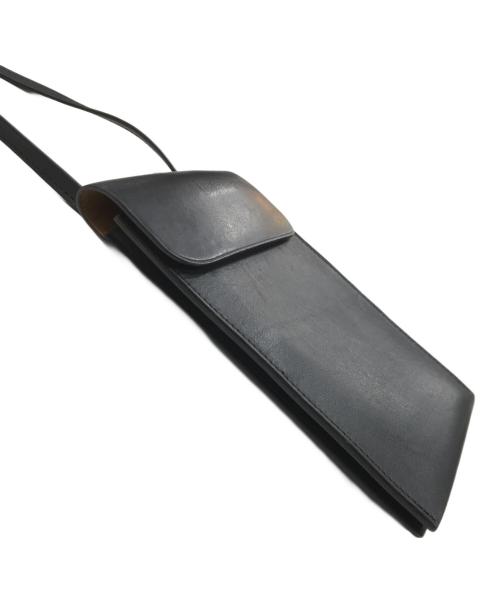 ISAAC REINA（イザック レイナ）ISAAC REINA (イザック レイナ) レザーサコッシュ ブラックの古着・服飾アイテム