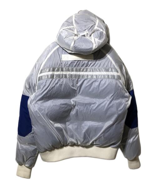 CANADA GOOSE（カナダグース）CANADA GOOSE (カナダグース) X-Ray Chilliwack（エックスレイ　チリワック） ボンバーダウンジャケット ブルー×ホワイト サイズ:Sの古着・服飾アイテム