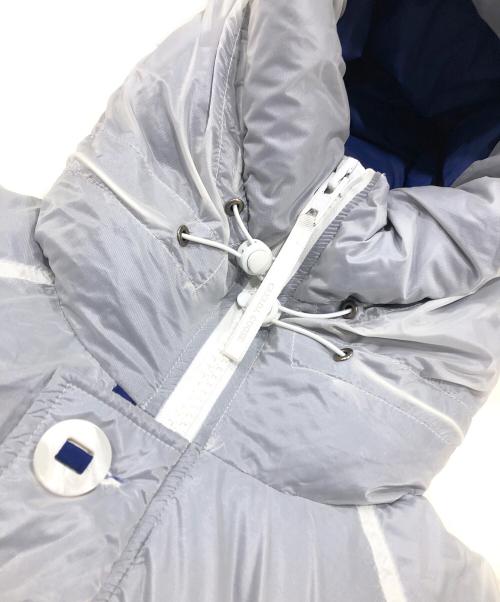 CANADA GOOSE（カナダグース）CANADA GOOSE (カナダグース) X-Ray Chilliwack（エックスレイ　チリワック） ボンバーダウンジャケット ブルー×ホワイト サイズ:Sの古着・服飾アイテム