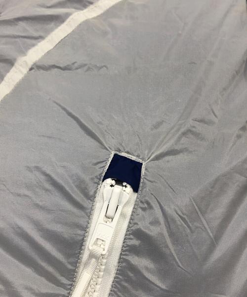 CANADA GOOSE（カナダグース）CANADA GOOSE (カナダグース) X-Ray Chilliwack（エックスレイ　チリワック） ボンバーダウンジャケット ブルー×ホワイト サイズ:Sの古着・服飾アイテム