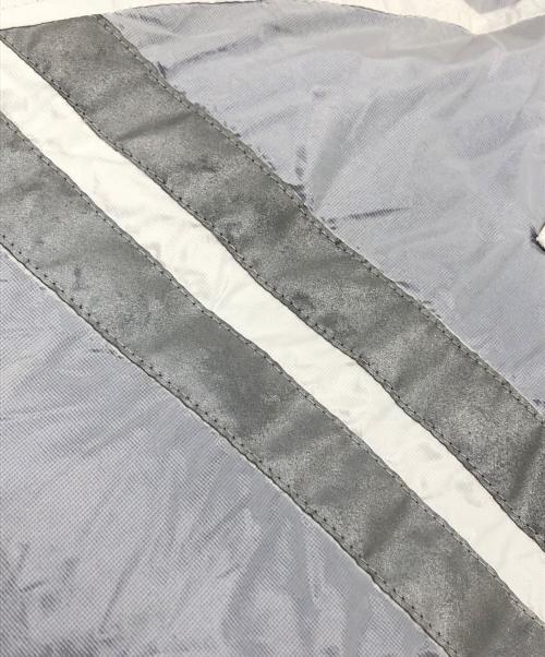 CANADA GOOSE（カナダグース）CANADA GOOSE (カナダグース) X-Ray Chilliwack（エックスレイ　チリワック） ボンバーダウンジャケット ブルー×ホワイト サイズ:Sの古着・服飾アイテム