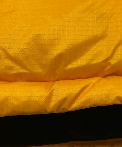 THE NORTH FACE（ザ ノース フェイス）THE NORTH FACE (ザ ノース フェイス) ヒムダウンパーカ ブラック×イエロー サイズ:Mの古着・服飾アイテム