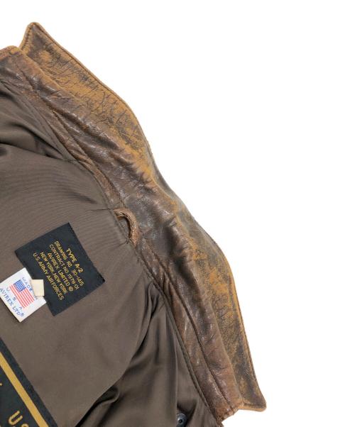 AVIREX（アヴィレックス）AVIREX (アヴィレックス) A2レザーフライトジャケット ブラウン サイズ:36の古着・服飾アイテム