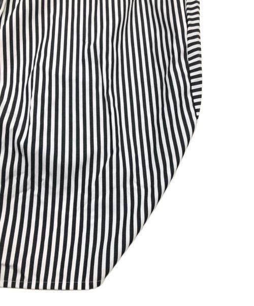 ANREALAGE（アンリアレイジ）ANREALAGE (アンリアレイジ) 変形シャツ ホワイト×ブラック サイズ:46の古着・服飾アイテム