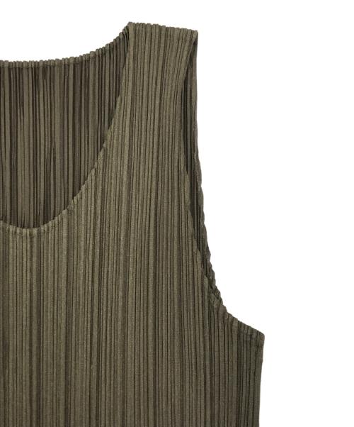 PLEATS PLEASE（プリーツプリーズ）PLEATS PLEASE (プリーツプリーズ) プリーツカットソー/ノースリブカットソー カーキ サイズ:3の古着・服飾アイテム