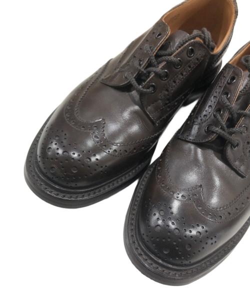 Tricker's（トリッカーズ）Tricker's (トリッカーズ) ウィングチップシューズ ブラウン サイズ:8 1/2の古着・服飾アイテム