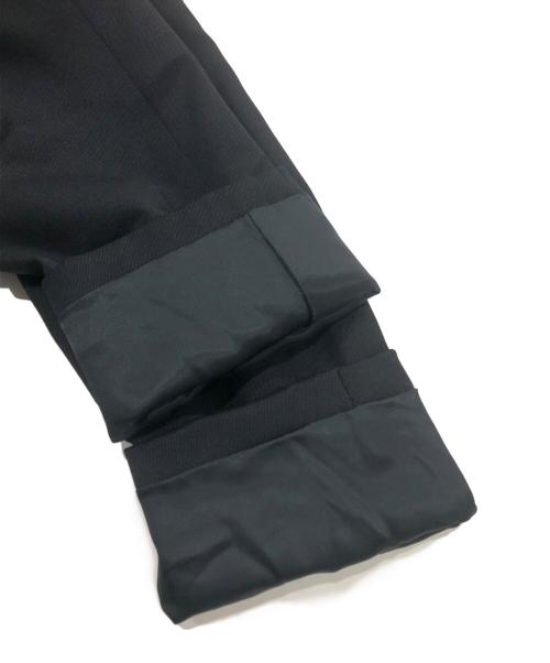 COMME des GARCONS HOMME PLUS（コムデギャルソンオムプリュス）COMME des GARCONS HOMME PLUS (コムデギャルソンオムプリュス) パテッドクロップド変形テーラードジャケット ブラック サイズ:Mの古着・服飾アイテム