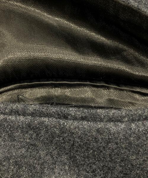 GUCCI（グッチ）GUCCI (グッチ) 背面刺繍デザインセットアップスーツ グレー サイズ:44の古着・服飾アイテム