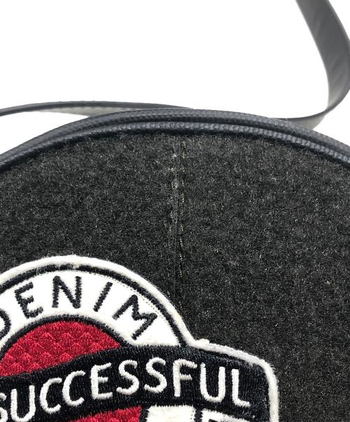 DIESEL（ディーゼル）DIESEL (ディーゼル) サークルショルダーバッグ カーキの古着・服飾アイテム