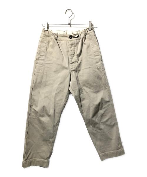 MHL（エムエイチエル）MHL (エムエイチエル) ORGANIC COTTON SATEEN TROUSERS ベージュの古着・服飾アイテム