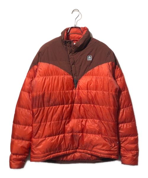 KLATTERMUSEN（クレッタルムーセン）KLATTERMUSEN (クレッタルムーセン) LIV 2.0 SWEATER / POダウンジャケット レッド サイズ:Mの古着・服飾アイテム
