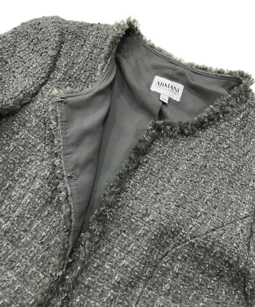 ARMANI COLLEZIONI（アルマーニ コレツィオーニ）ARMANI COLLEZIONI (アルマーニ コレツィオーニ) ノーカラーツイードジャケット グレー サイズ:40の古着・服飾アイテム