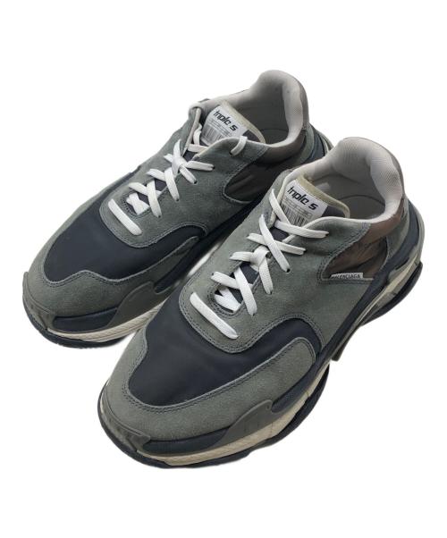 BALENCIAGA（バレンシアガ）BALENCIAGA (バレンシアガ) triple S グレー サイズ:27.5㎝の古着・服飾アイテム