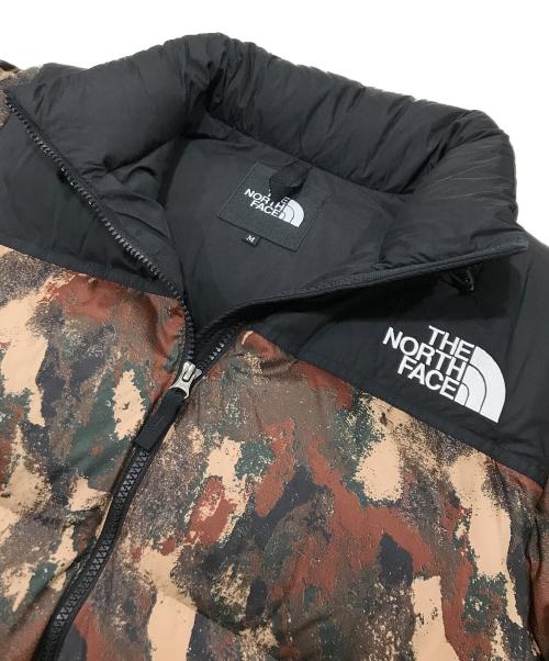 THE NORTH FACE（ザ ノース フェイス）THE NORTH FACE (ザ ノース フェイス) NOVELTY NUPTSE JACKET ブラウン×ベージュ サイズ:Mの古着・服飾アイテム