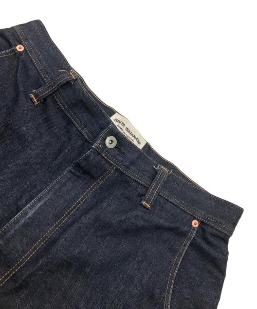 JUNYA WATANABE COMME des GARCONS（(ジュンヤワタナベ コムデギャルソン）JUNYA WATANABE COMME des GARCONS ((ジュンヤワタナベ コムデギャルソン) イエローステッチシンチバックデニムパンツ インディゴ サイズ:Mの古着・服飾アイテム