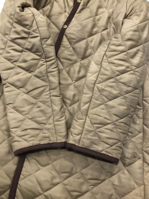 Traditional Weatherwear（トラディショナルウェザーウェア）Traditional Weatherwear (トラディショナルウェザーウェア) フーディーキルティングコート ブラウン サイズ:36の古着・服飾アイテム