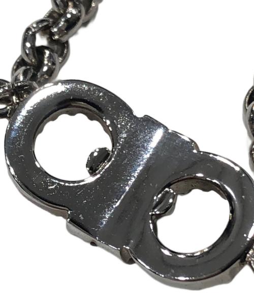 Ferragamo（フェラガモ）Ferragamo (フェラガモ) ガンチーニブレスレット シルバーの古着・服飾アイテム