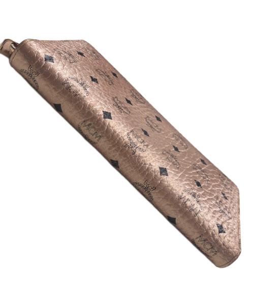 MCM（エムシーエム）MCM (エムシーエム) ラウンドジップウォレット ピンクの古着・服飾アイテム