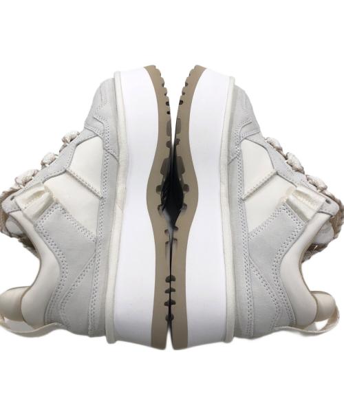 UGG（アグ）UGG (アグ) W ASTROMEL ホワイト サイズ:7の古着・服飾アイテム