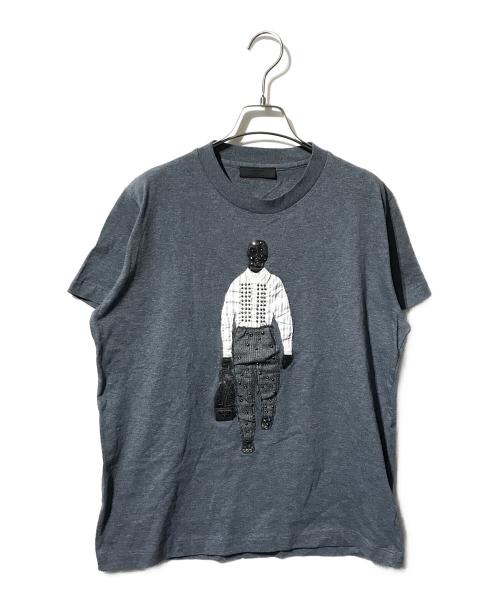 PRADA（プラダ）PRADA (プラダ) スタッズ付きアップリケTシャツ/半袖カットソー グレー サイズ:Sの古着・服飾アイテム