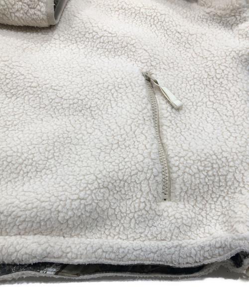 SUPREME（シュプリーム）Supreme (シュプリーム) POLARTEC SHEARLING REVERSIBLE PULLOVER カーキ サイズ:Sの古着・服飾アイテム