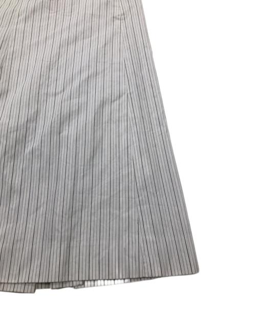 CHANEL（シャネル）CHANEL (シャネル) タイトスカート ホワイト サイズ:40の古着・服飾アイテム