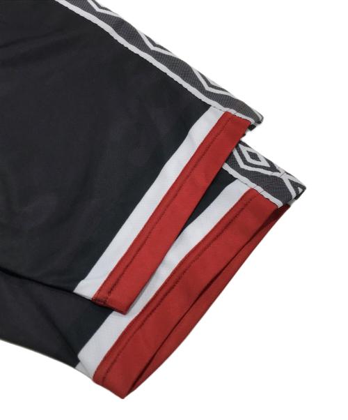 WHITE MOUNTAINEERING（ホワイトマウンテ二アニング）WHITE MOUNTAINEERING (ホワイトマウンテ二アニング) UMBRO (アンブロ) WM×UMBRO UNIFORM T-SHIRT ブラック サイズ:3の古着・服飾アイテム
