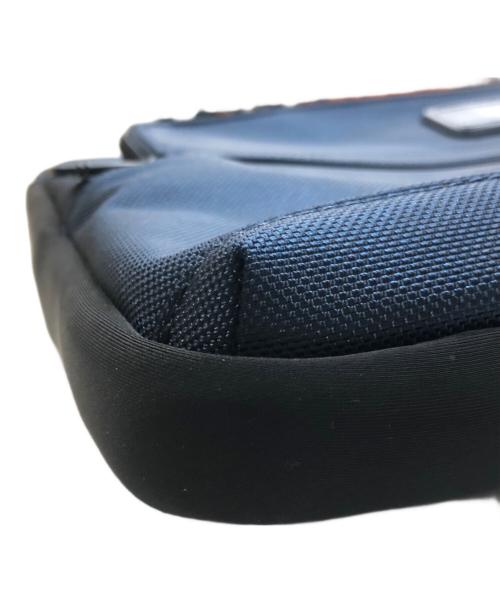TUMI（トゥミ）TUMI (トゥミ) SHIPS (シップス) 別注ラップトップカバー ネイビーの古着・服飾アイテム